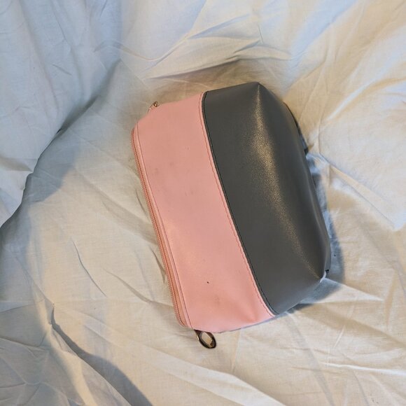 Disney Minnie Mouse Wristlet Pink/Gray - Picture 5 of 5